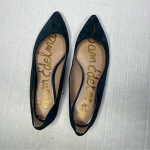 Sam Edelman Suede Pointed Toe Flats Size 6 1/2.